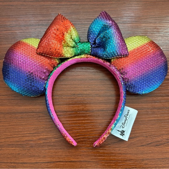 DISNEY PARKS RAINBOW SEQUIN MINNIE MOUSE MICKEY EARS - Picture 1 of 10
